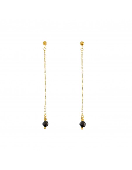 Subtle hanging earrings with Spinel