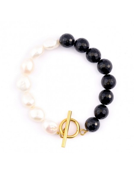 Bracelet made of Pearls and Onyx - 1